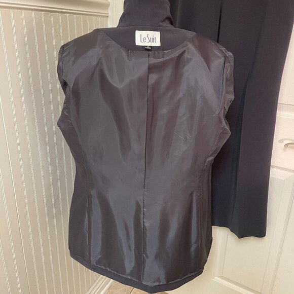 LE SUIT DARK GREY SUIT WITH JACKET AND PANTS SIZE 12 - Picture 5 of 12
